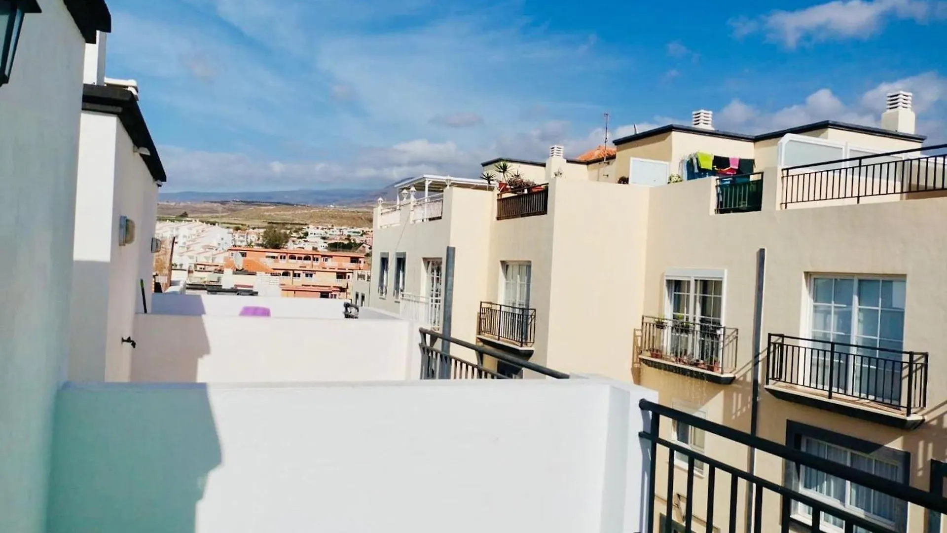Beautiful Holiday Home By The Beach, Cleaning Included Callao Salvaje