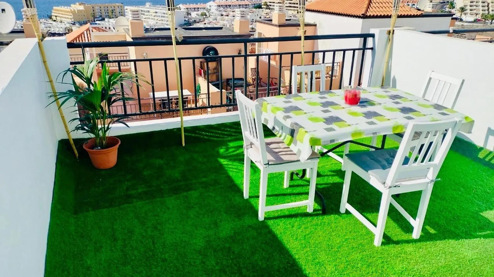 Beautiful Holiday Home By The Beach, Cleaning Included Callao Salvaje