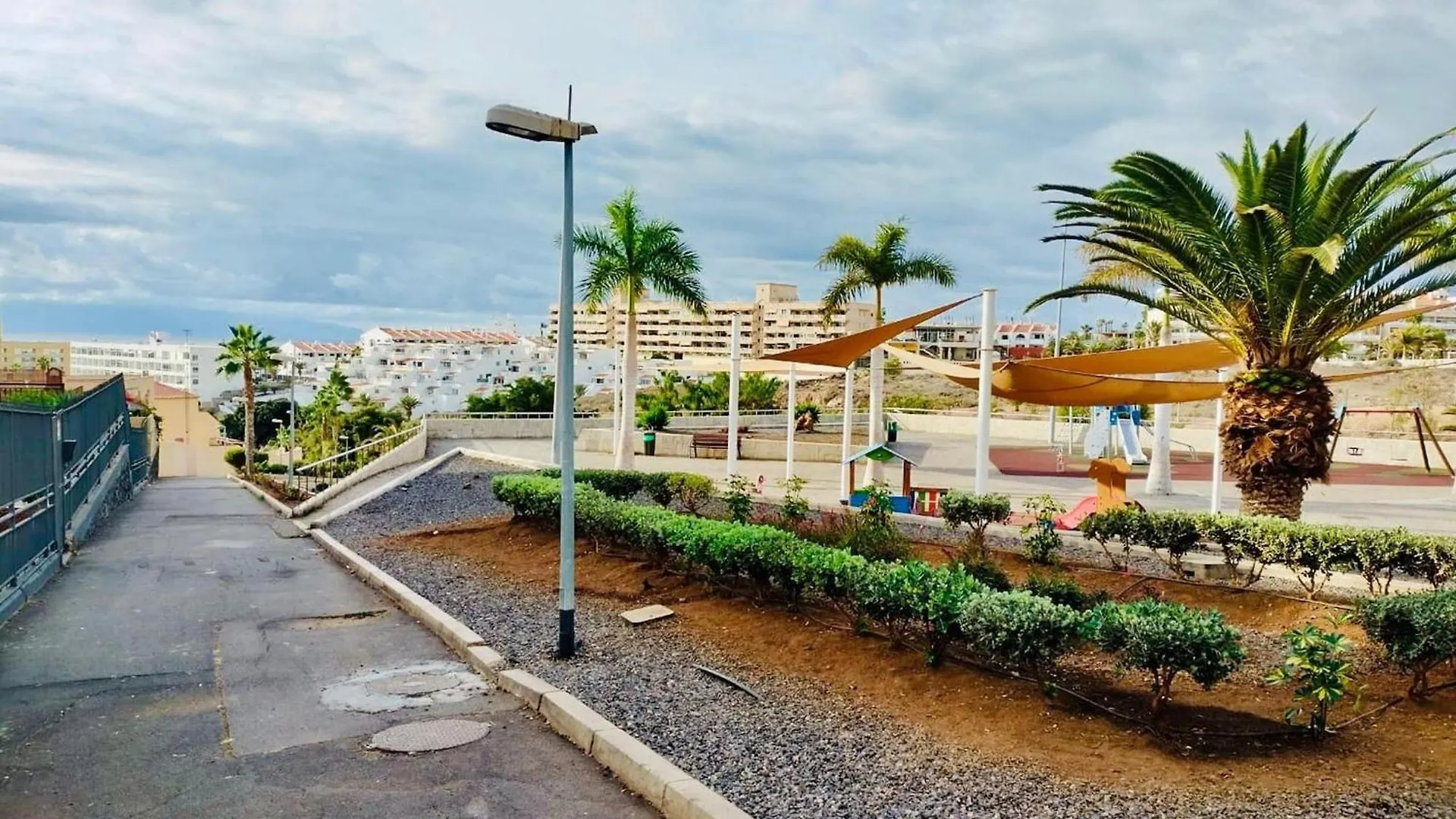 Beautiful Holiday Home By The Beach, Cleaning Included Callao Salvaje 0*,
